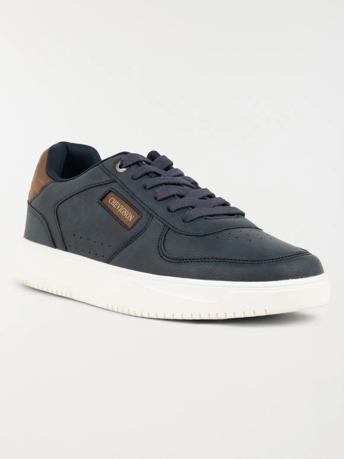 Basket Chevignon homme navy (40-45)