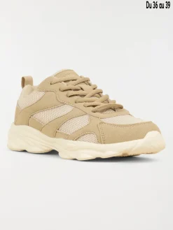 Basket de sport beige garçon (31-38)