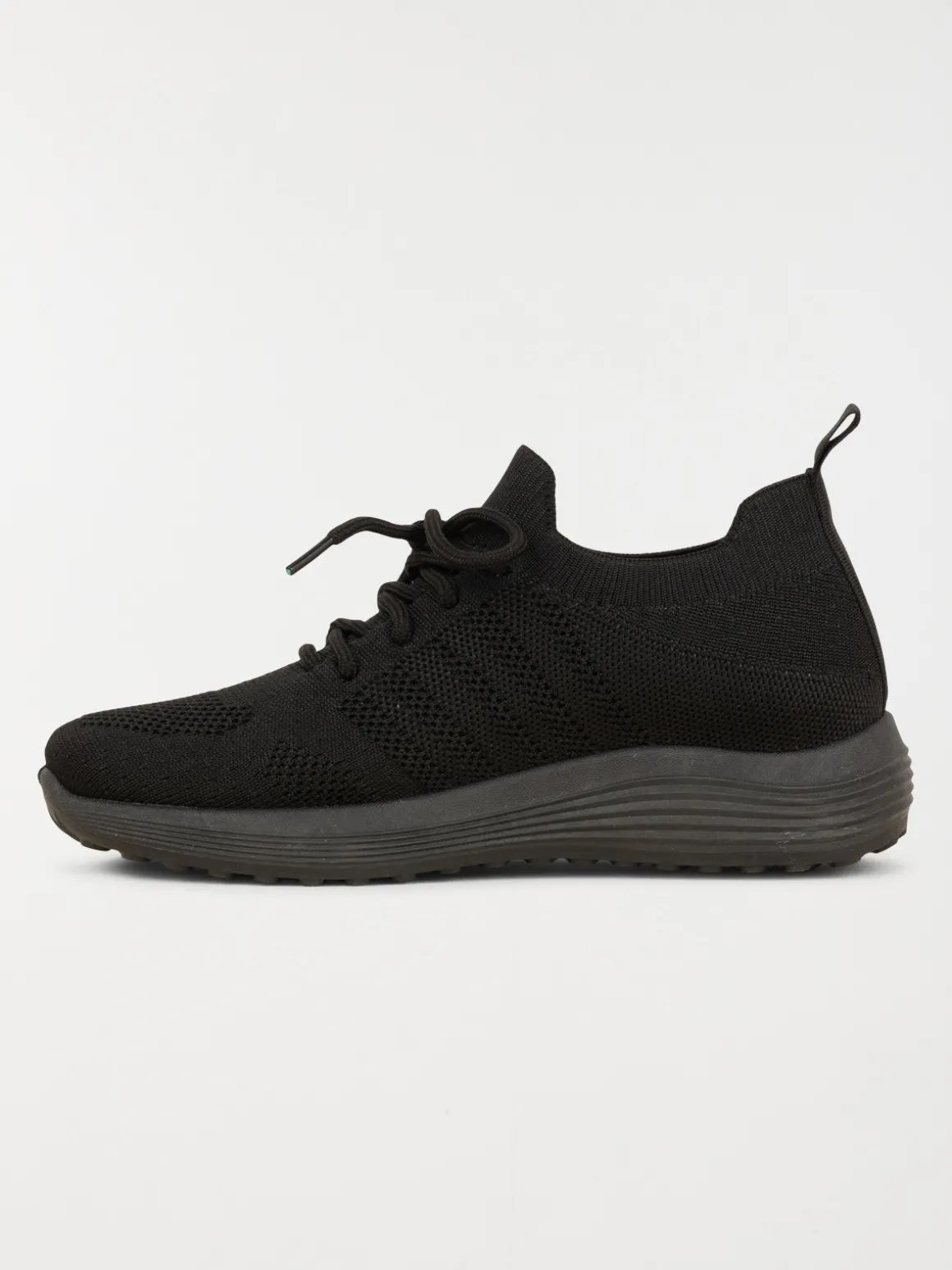 Basket de sport femme noire (36-41)