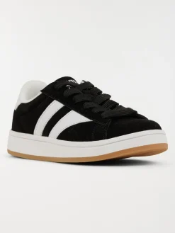 Baskets coloris noir garçon (31-39)