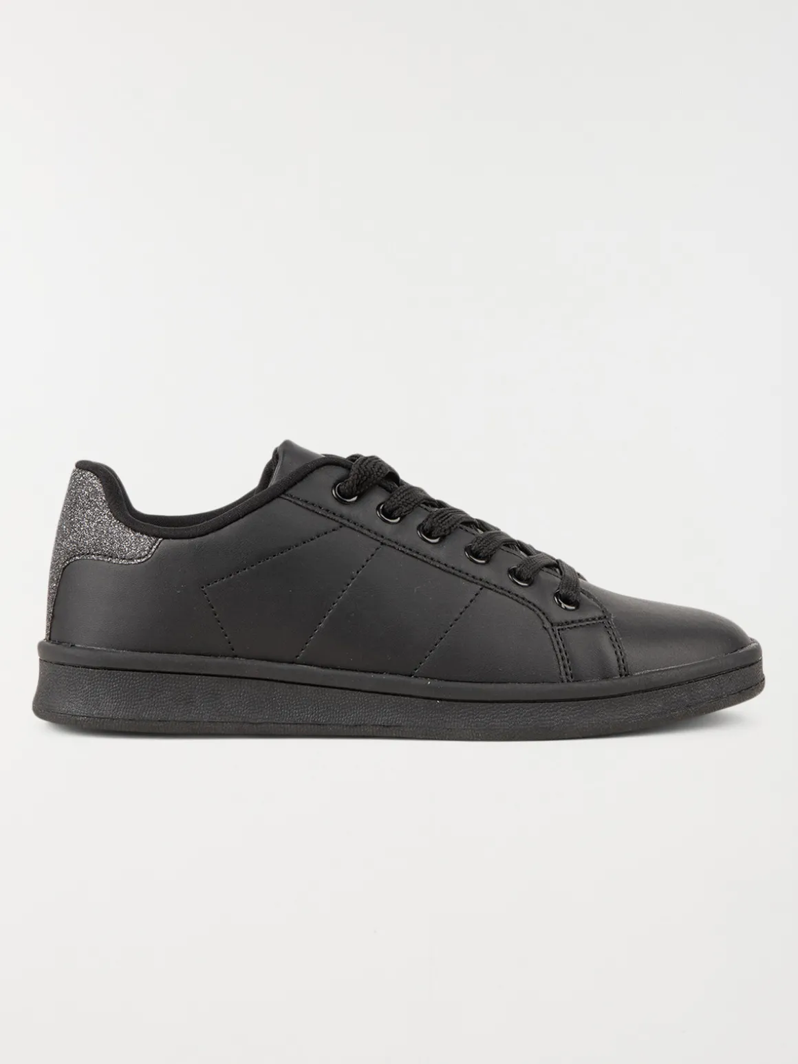 Baskets lacets noires femme (36-42)
