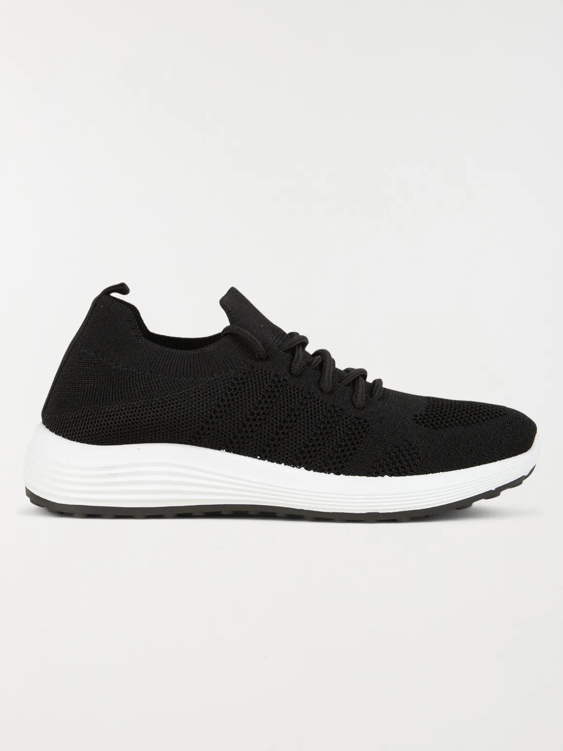 Baskets noires à lacets femme (36-42)