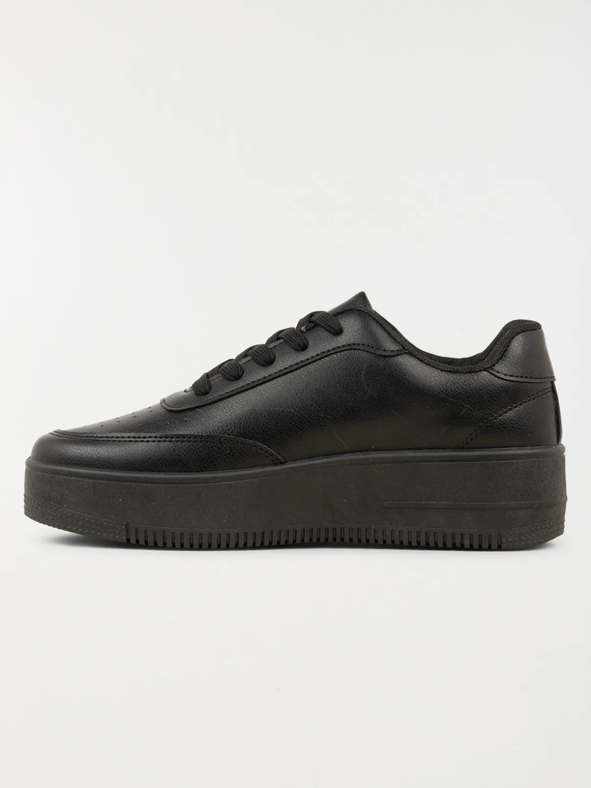 Baskets noires à lacets femme (36-41)