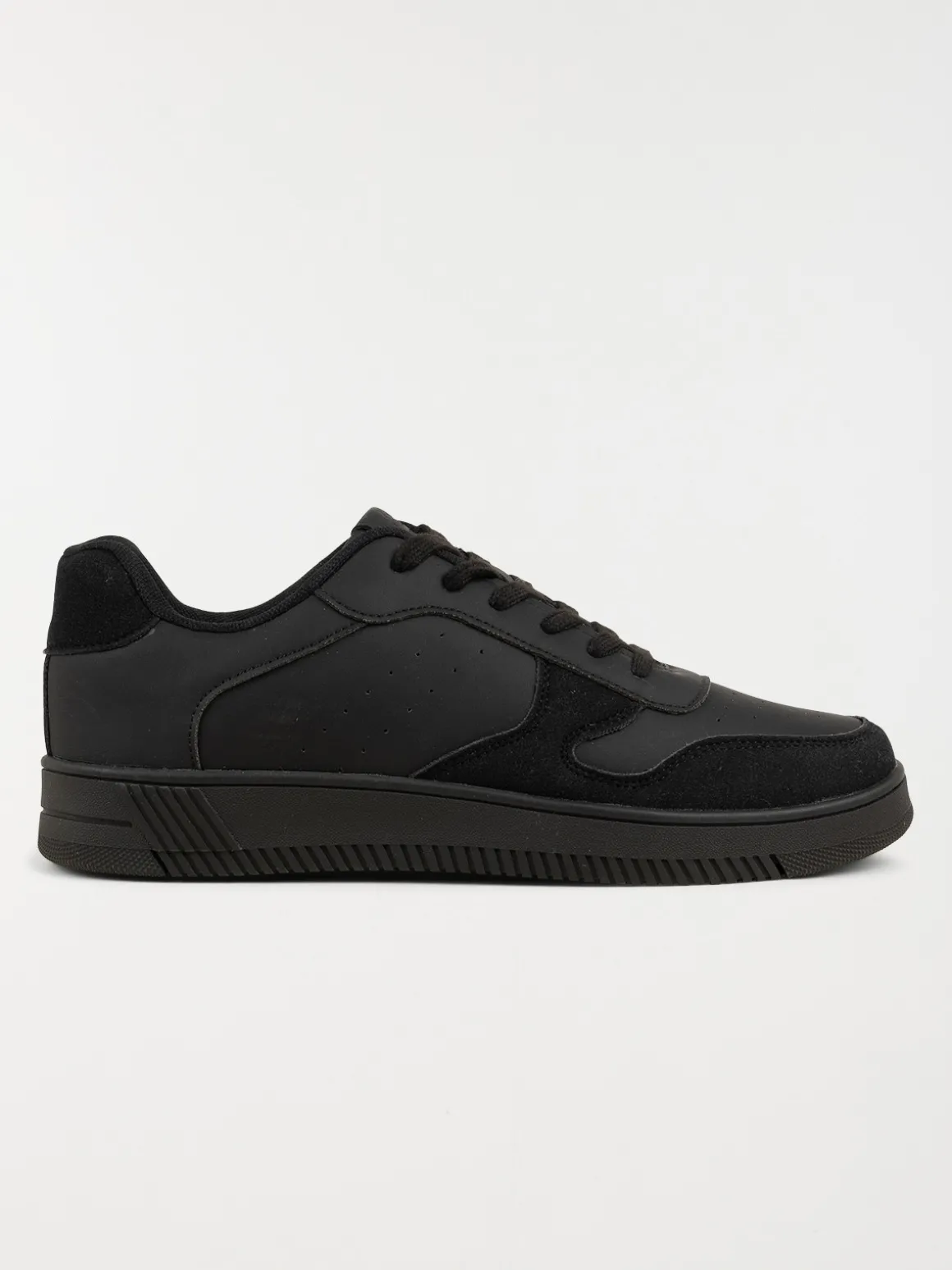 Baskets noires homme (40-46)