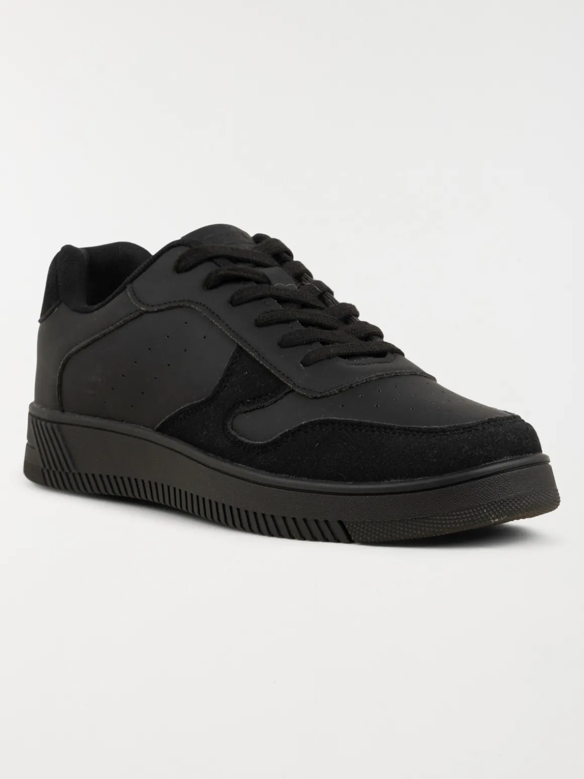 Baskets noires homme (40-46)