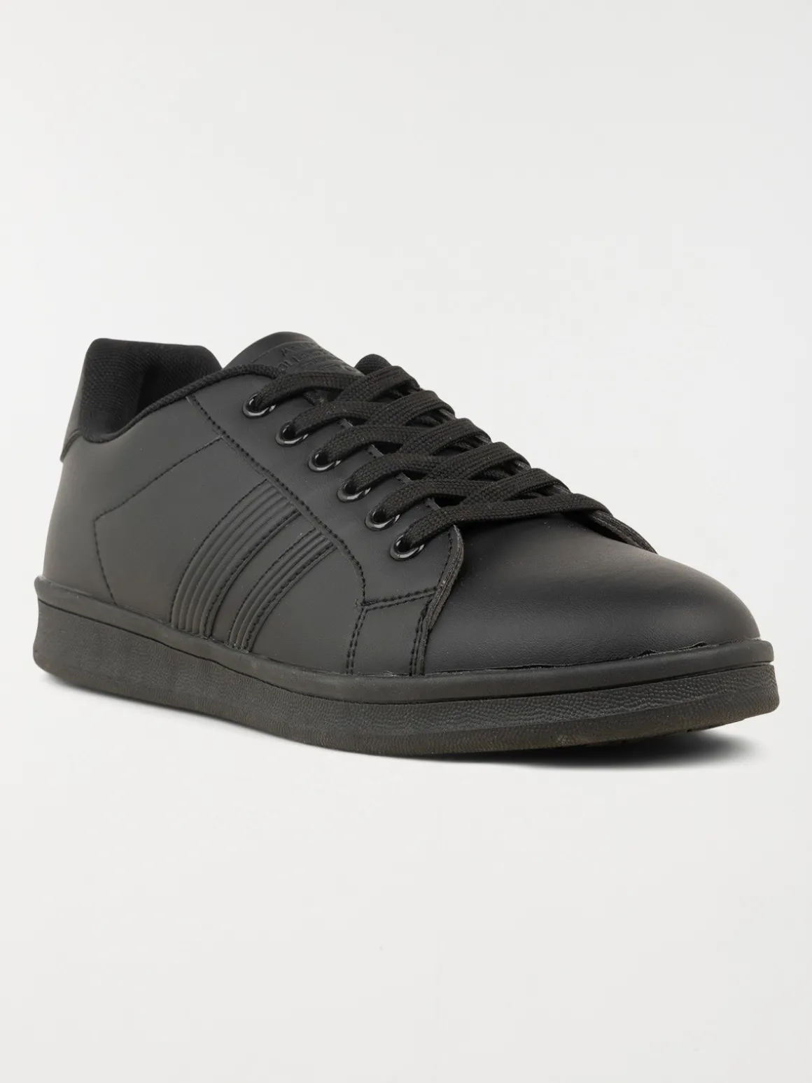 Baskets noires lacets homme (40-46)