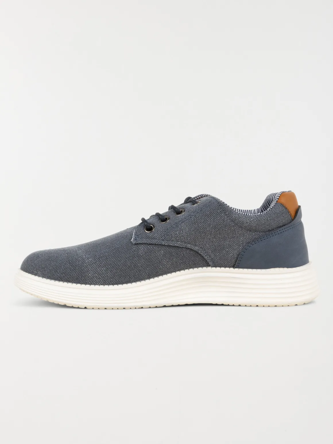 Baskets toile marine homme (40-45)