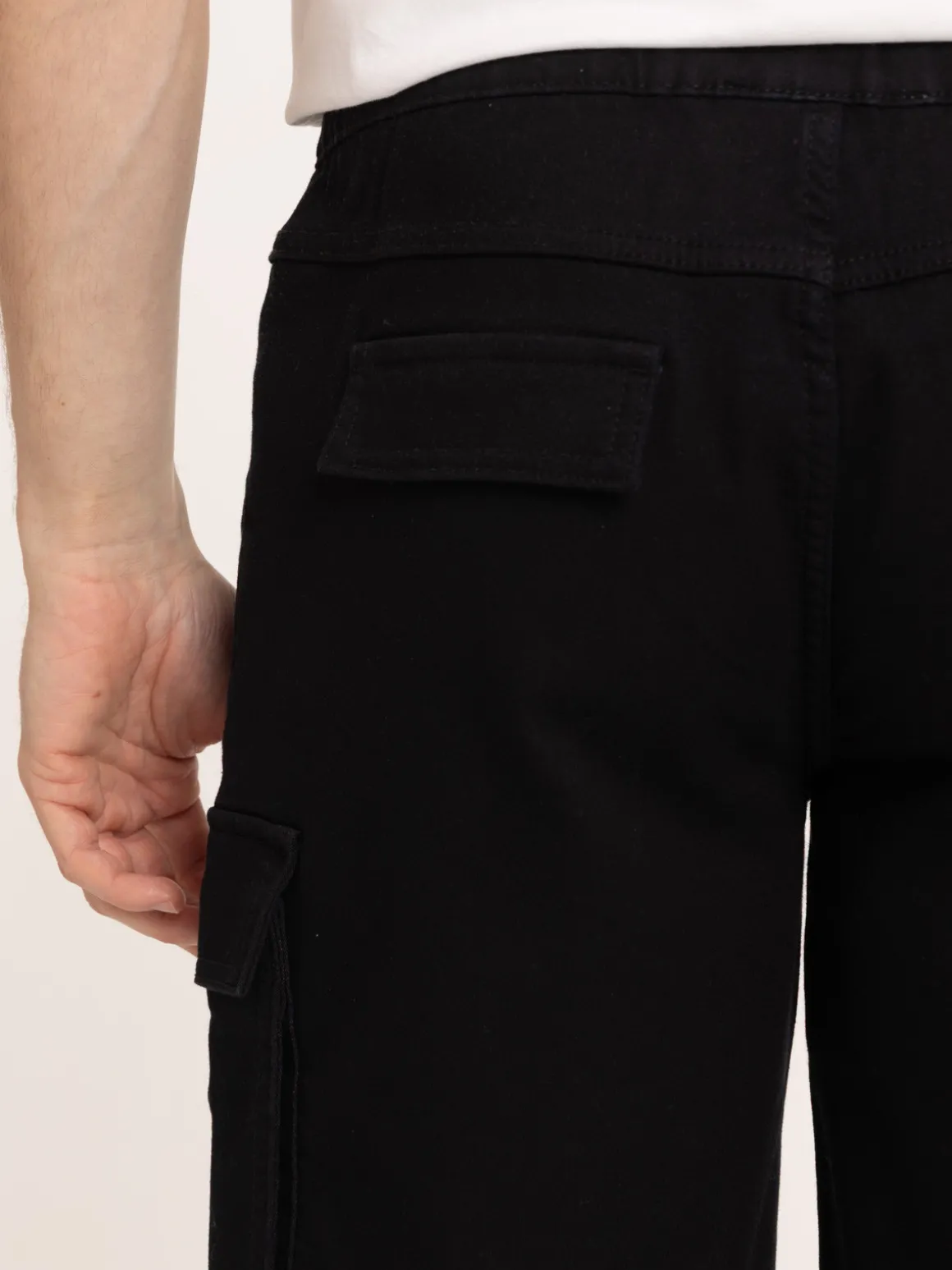 Bermuda cargo noir homme