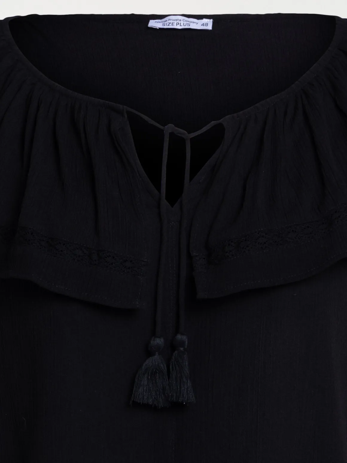 Blouse col volanté grande taille femme