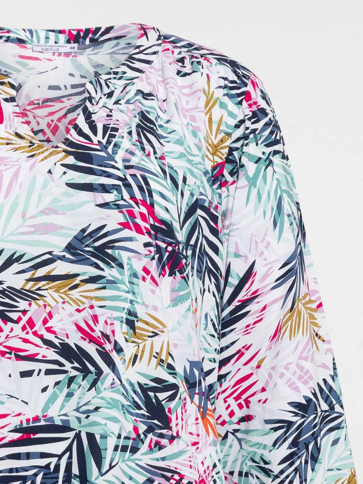 Blouse motif végétal grande taille femme