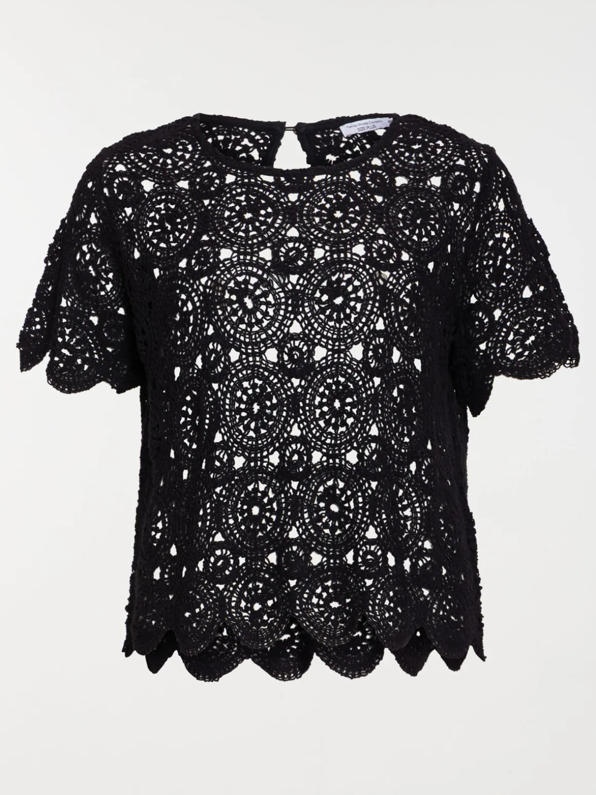 Blouse noire crochet grande taille femme