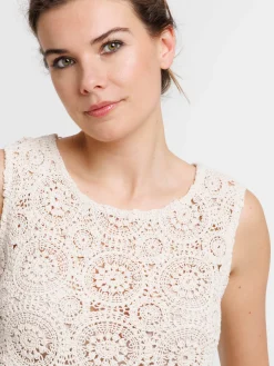 Blouse sans manches en crochet femme