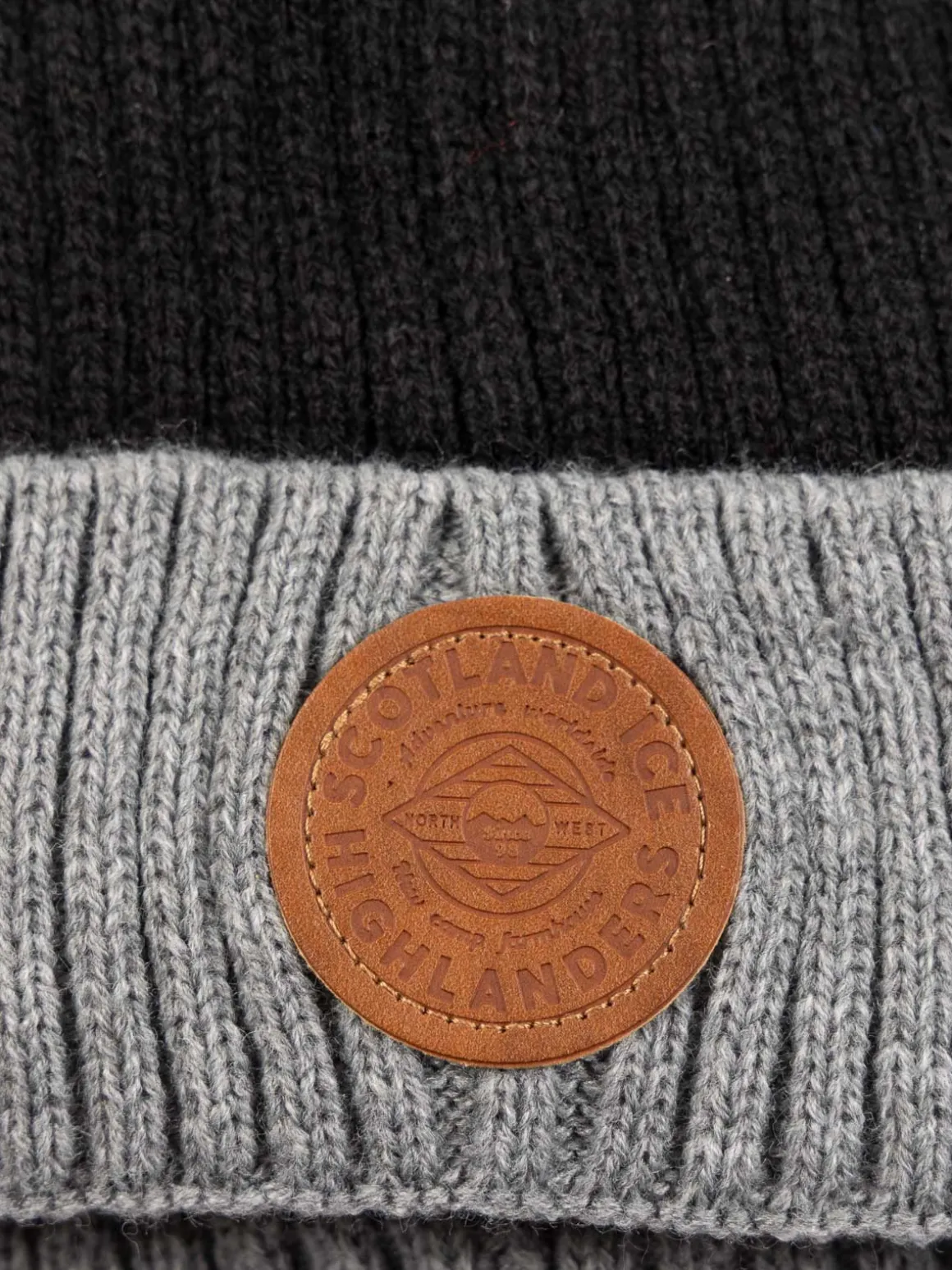 Bonnet bicolore garçon