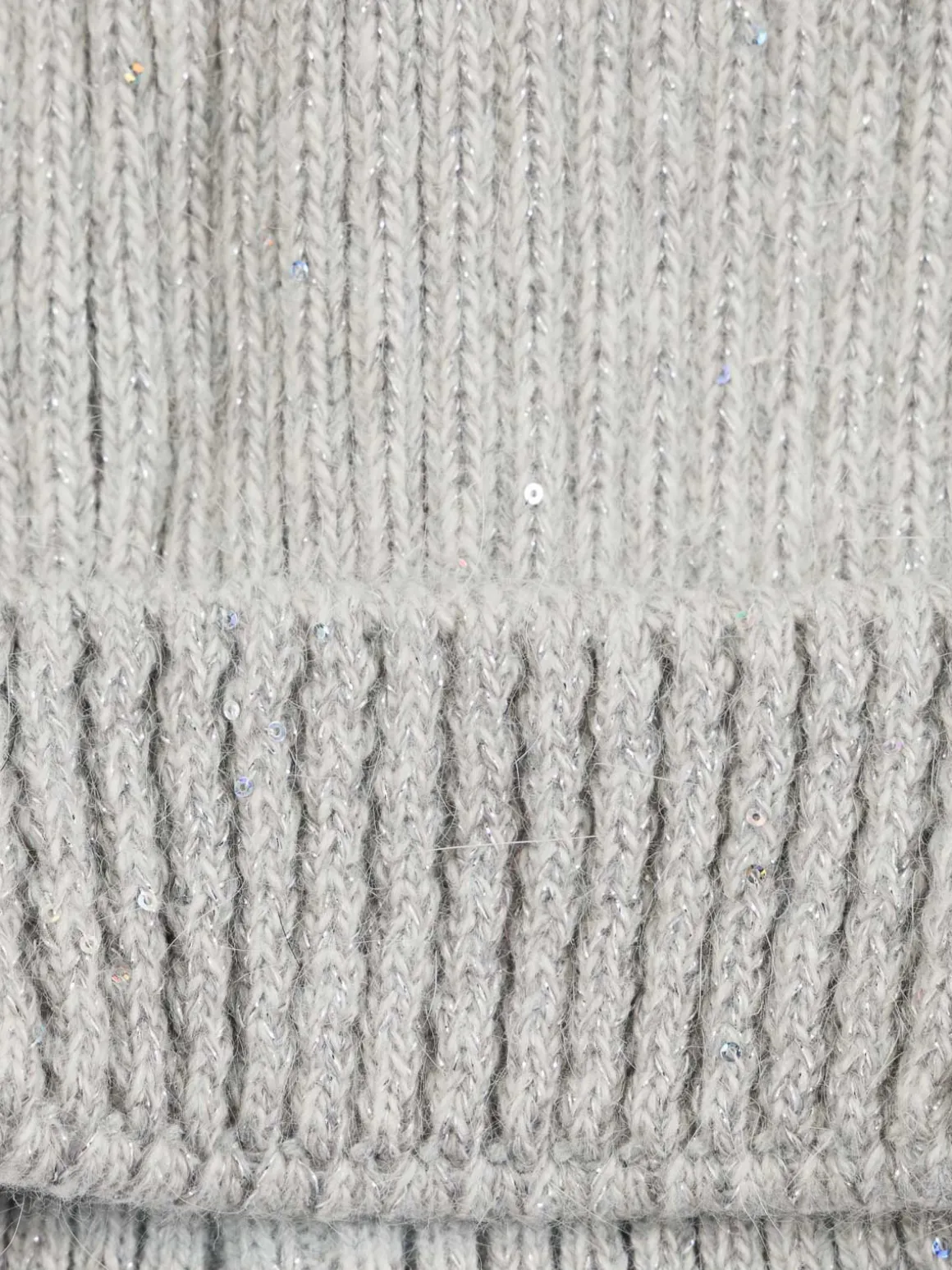 Bonnet sequins et pompon fille