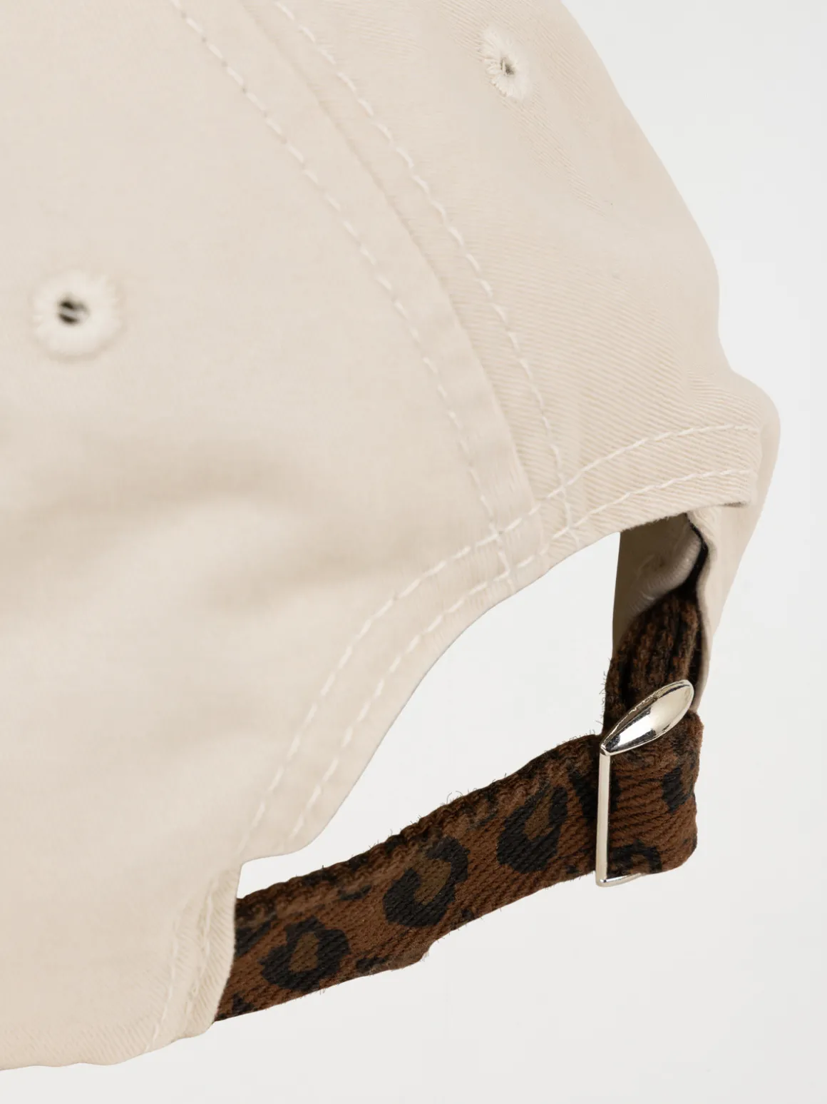 Casquette visière léopard femme