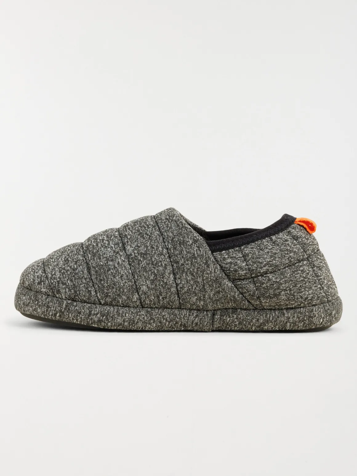 Chaussons noirs garçon (31-35)