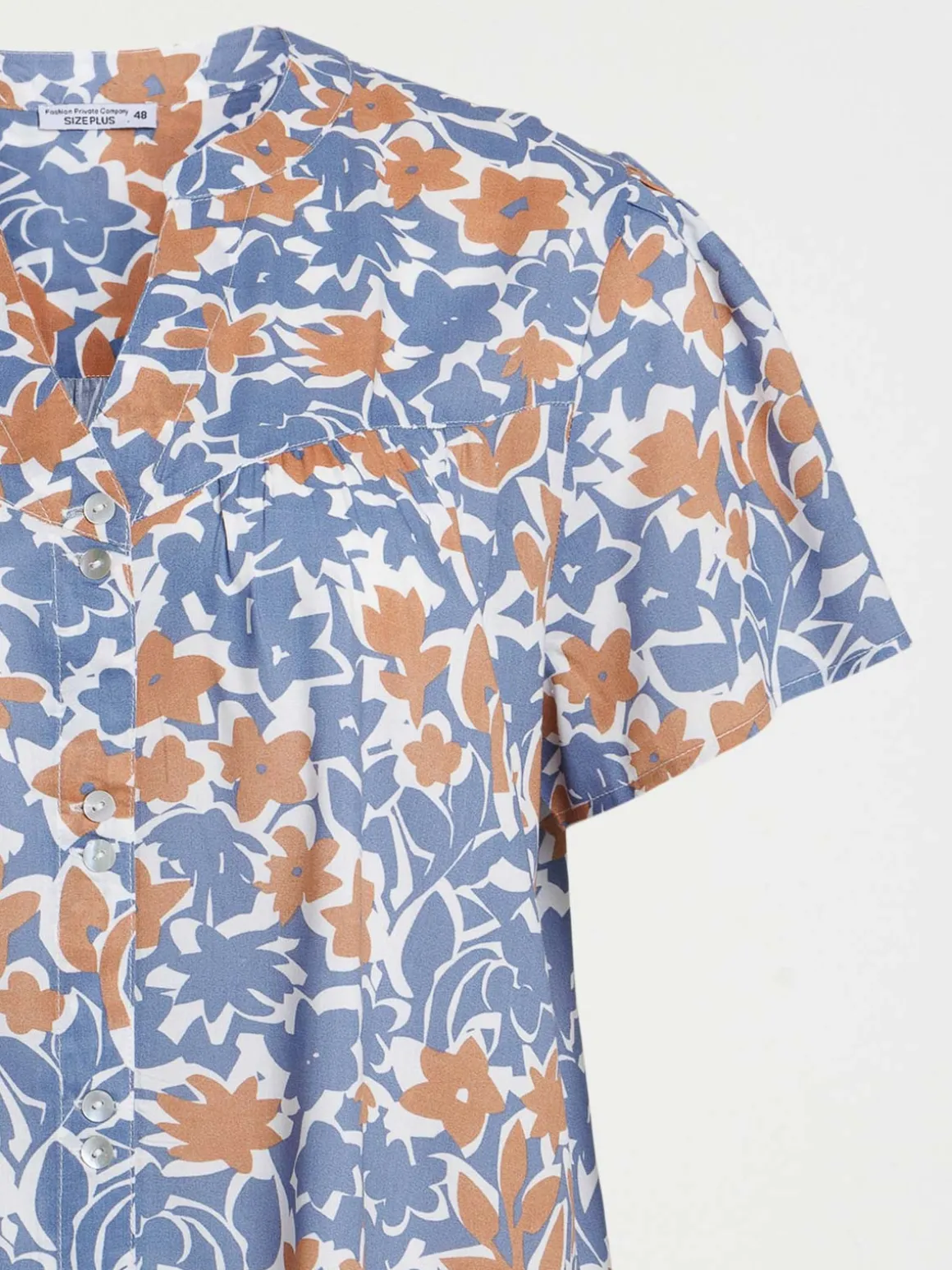 Chemise florale grande taille femme