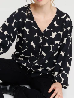 Chemise noire imprimée graphique femme