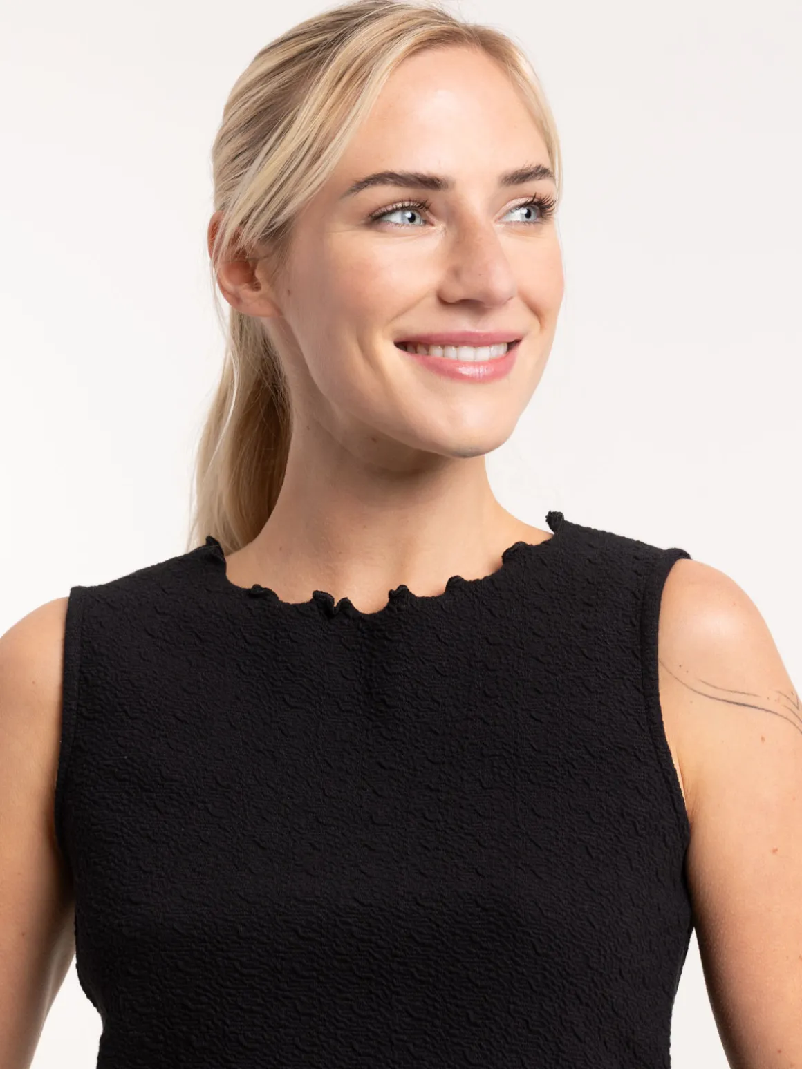 Débardeur noir femme