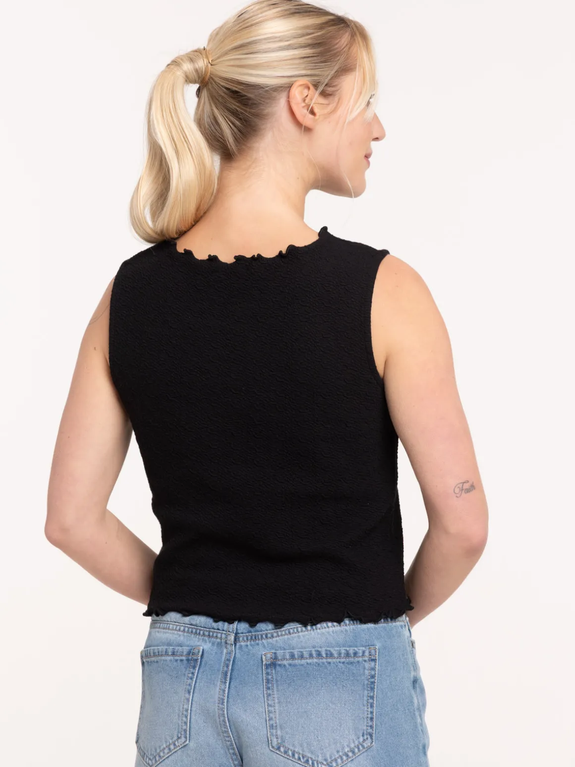 Débardeur noir femme