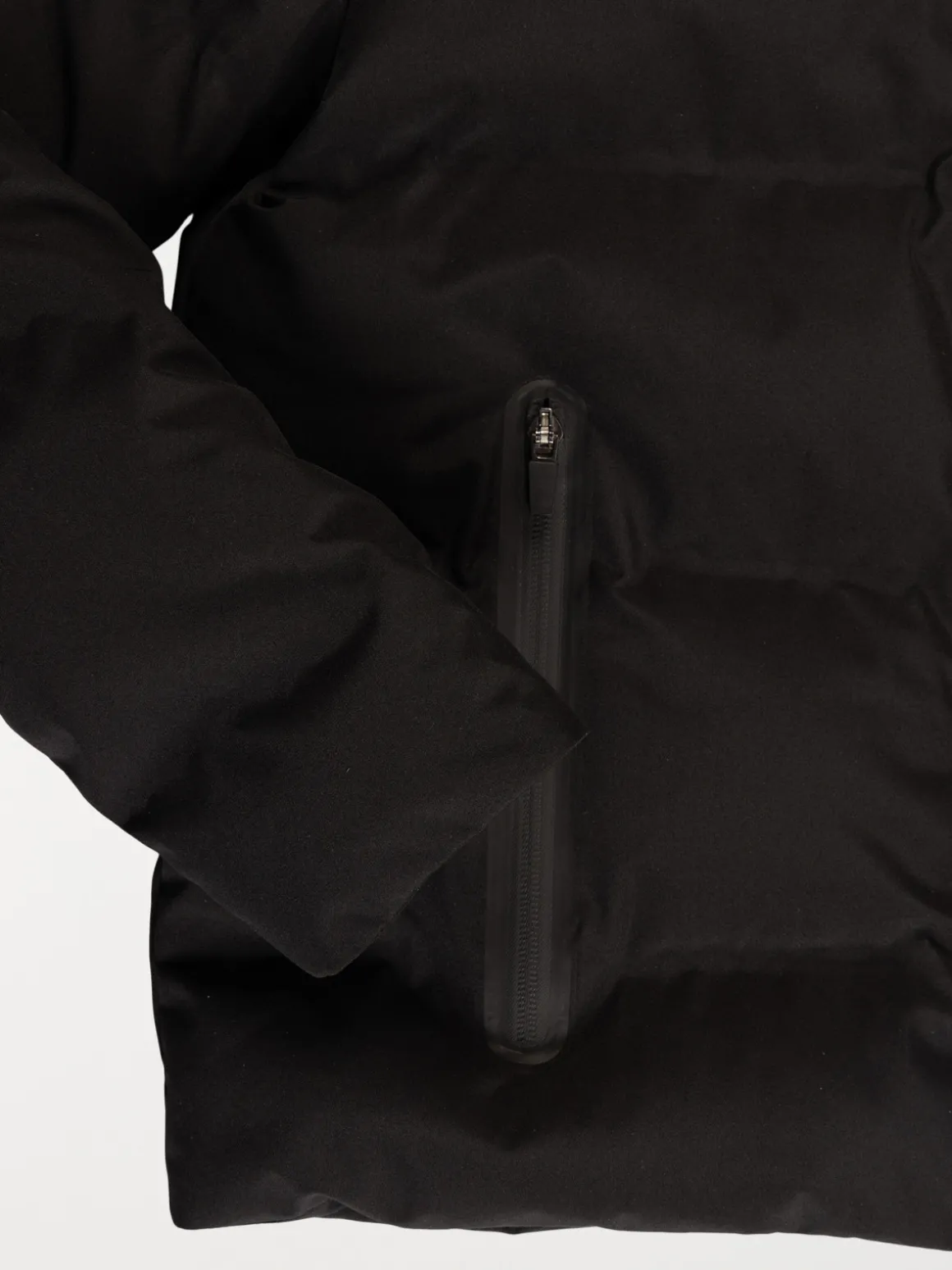 Doudoune noire capuche garçon (XXS-M)