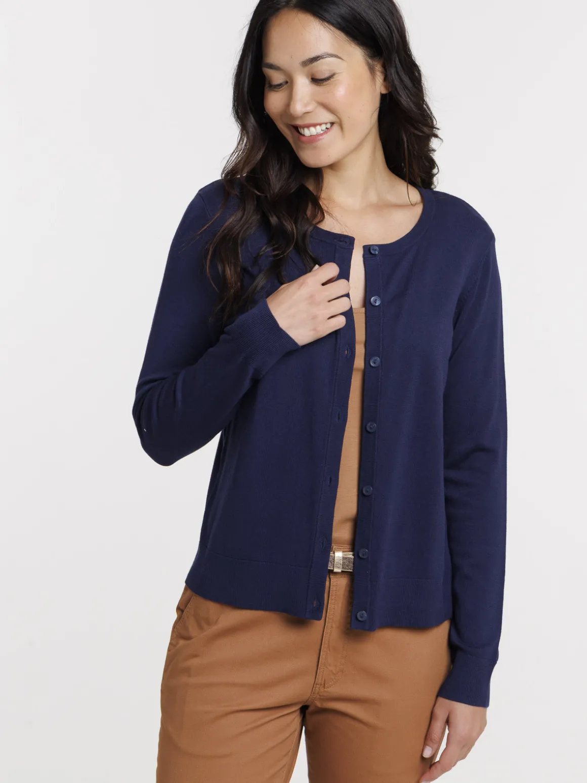 Gilet boutonné col rond femme