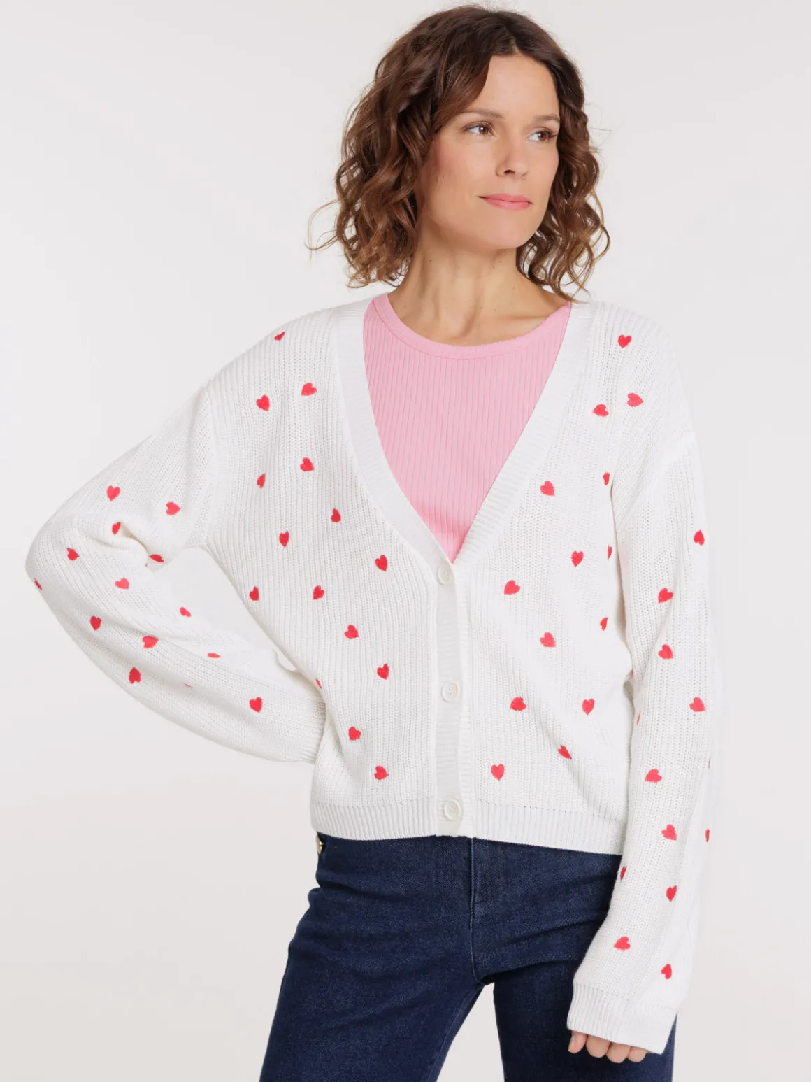 Gilet boutonné motifs coeurs femme