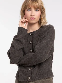 Gilet col rond boutonné femme