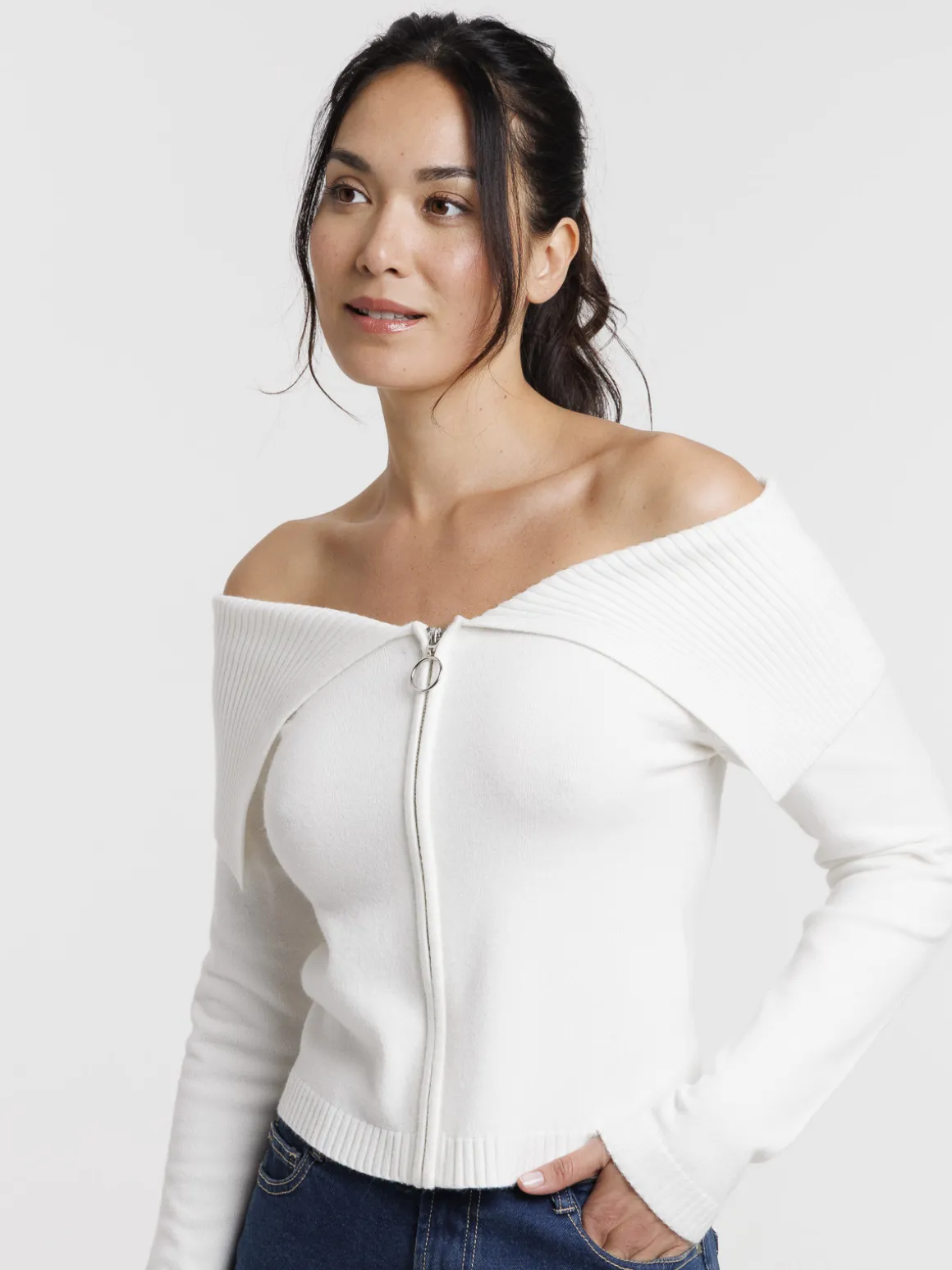 Gilet court zippé écru femme