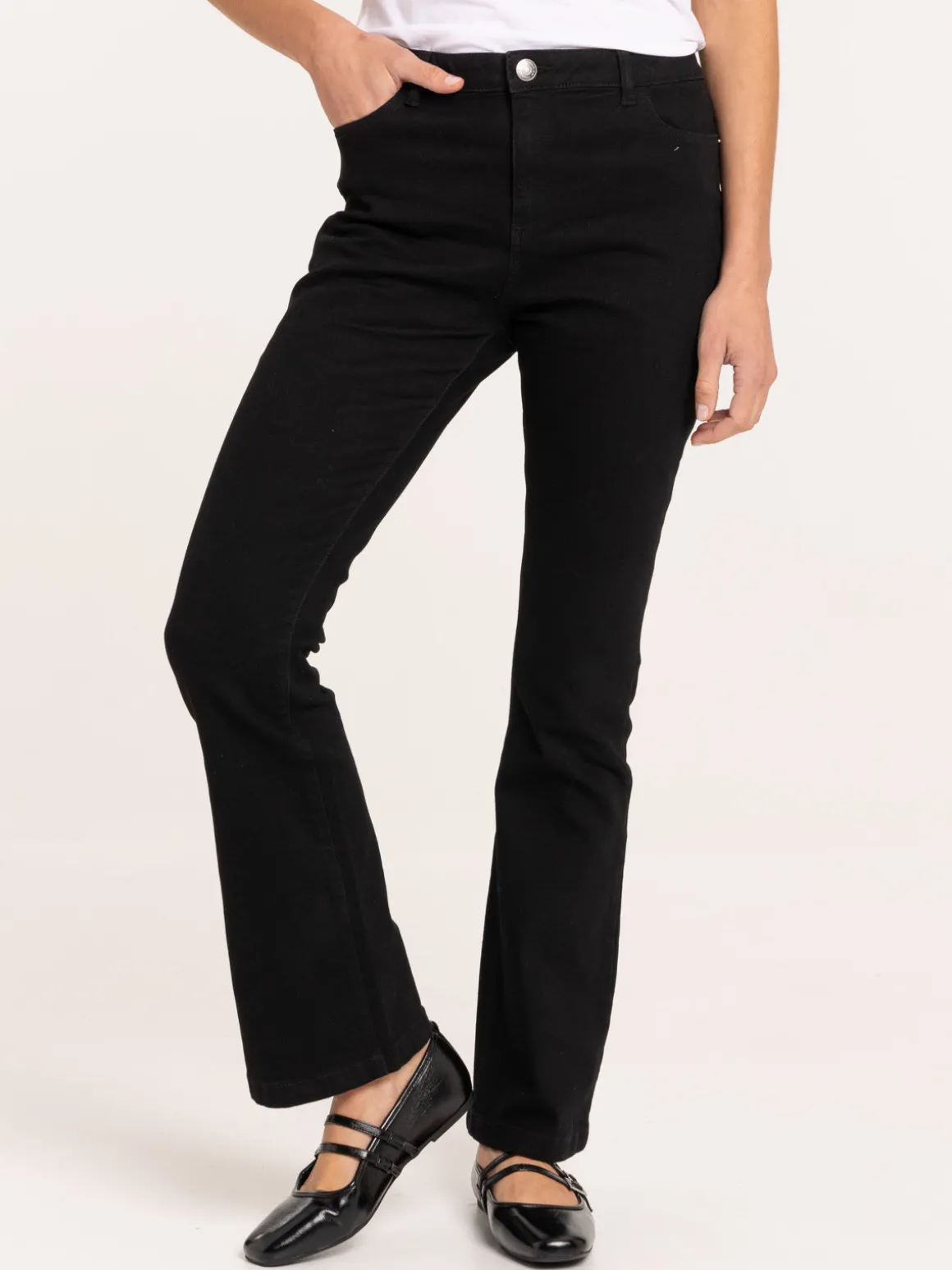 Jean flare noir femme