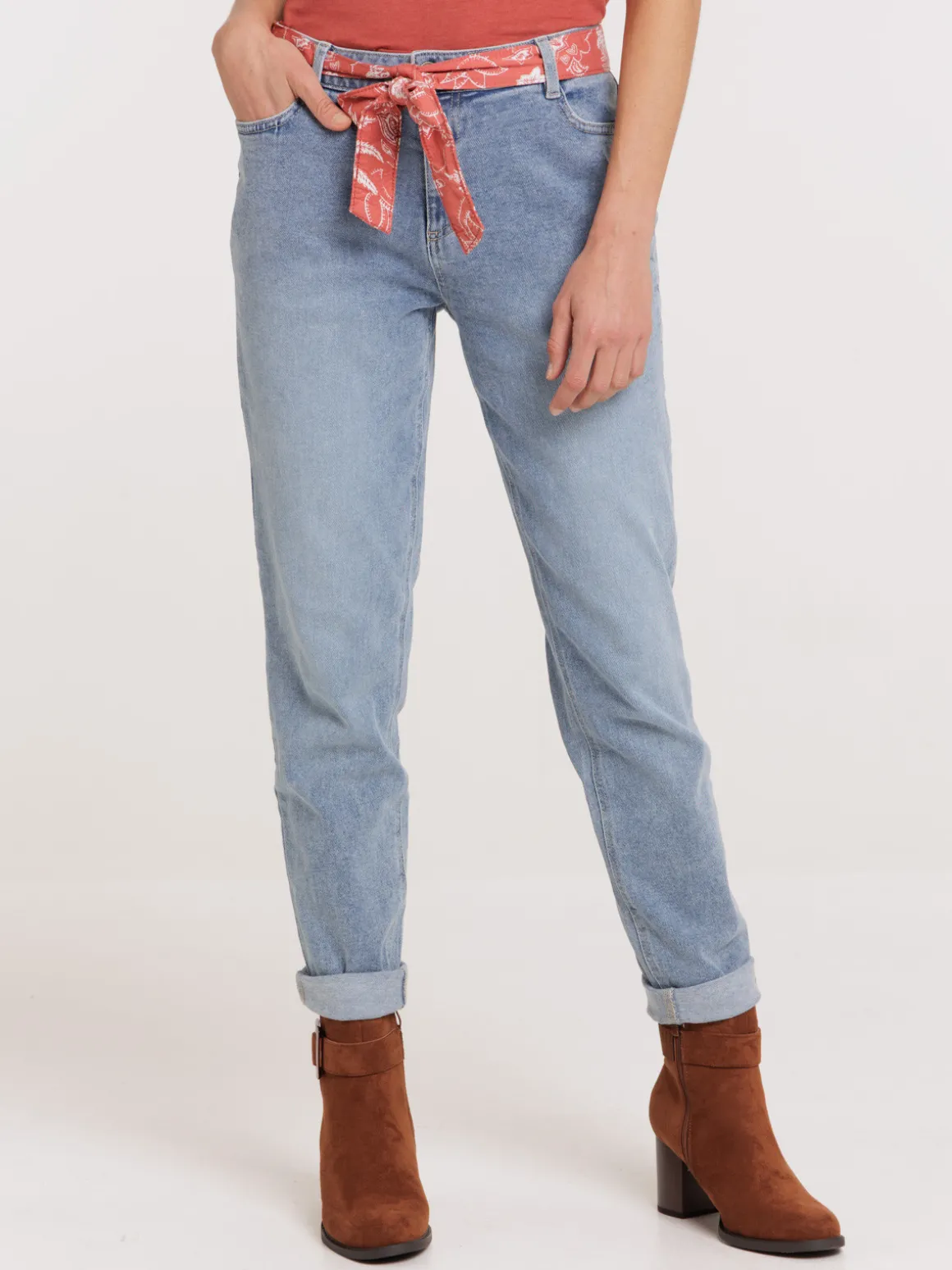 Jean mom double stone ceinturé femme