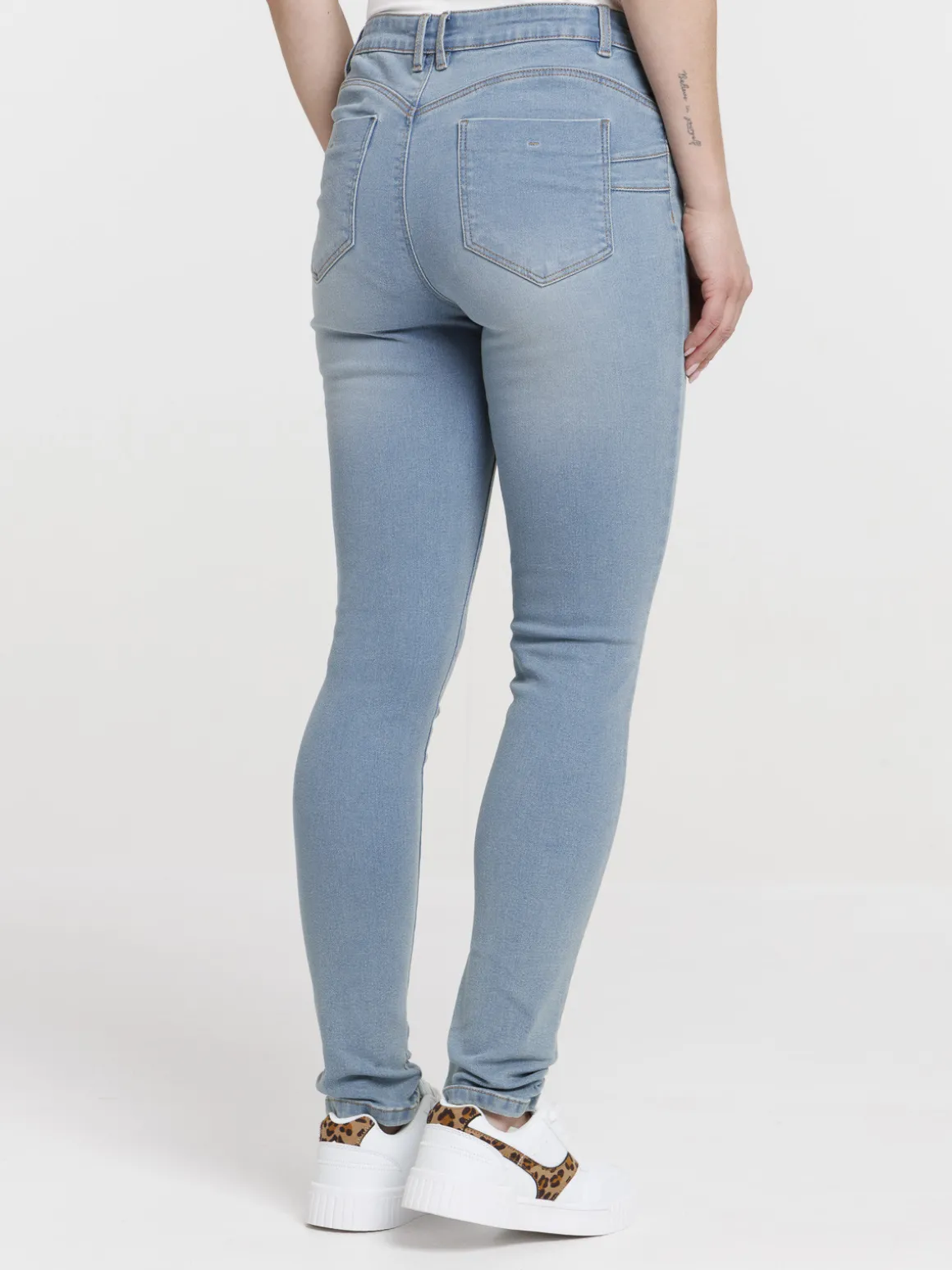 Jean push up skinny bleached femme