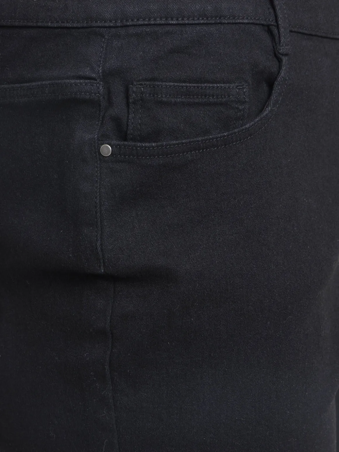Jean slim noir grande taille femme