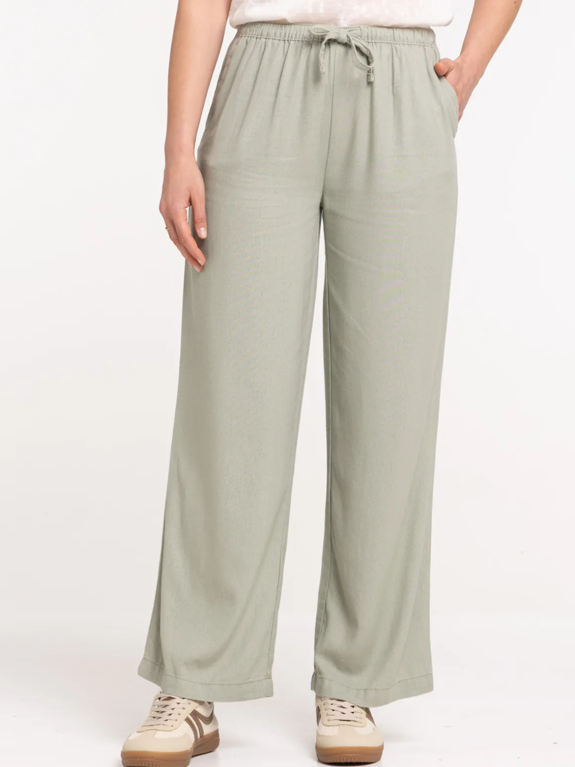 Pantalon coloris mousse clair femme