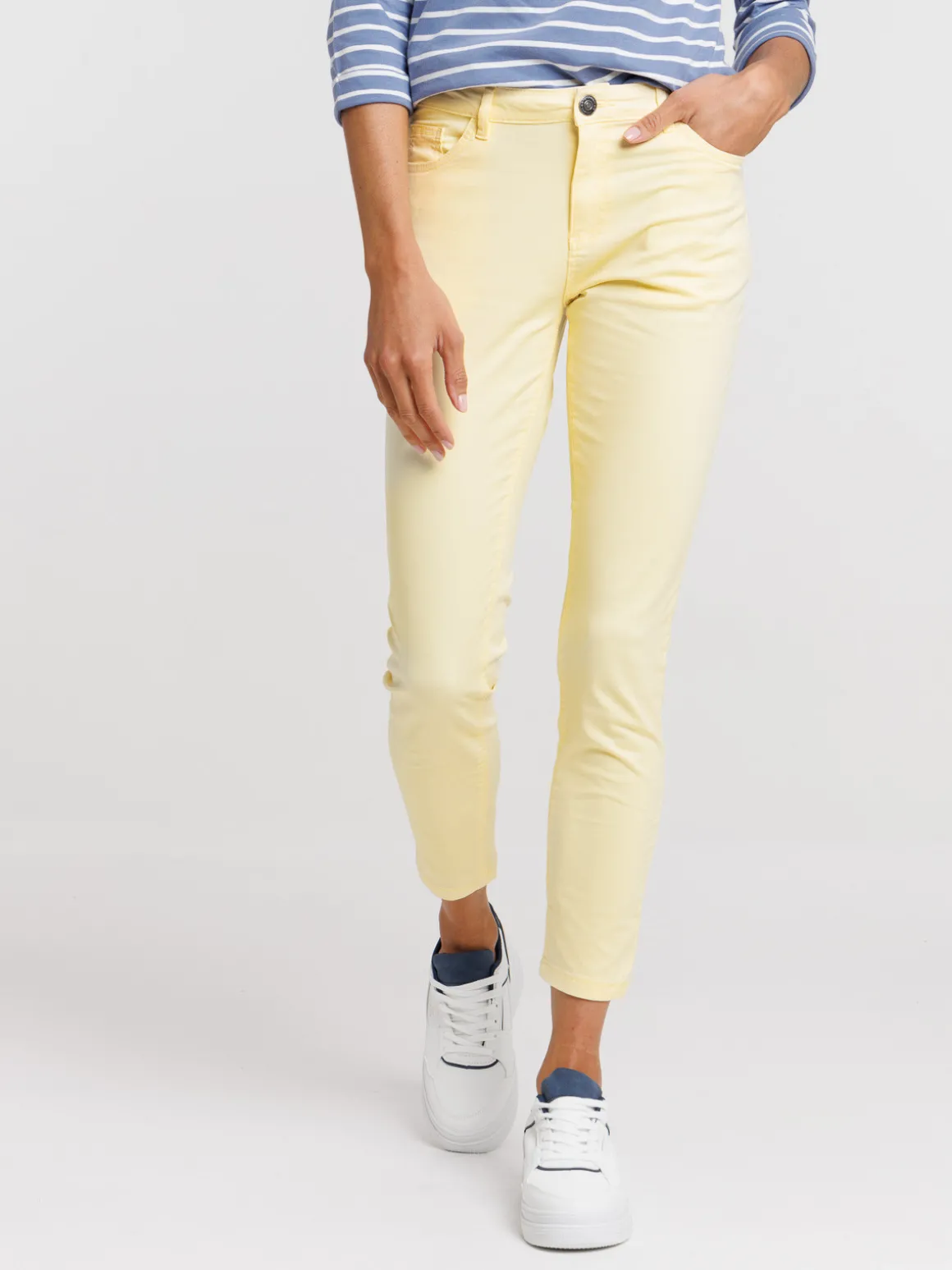 Pantalon skinny 7/8ème jaune femme