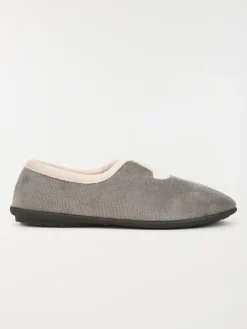 Pantoufles fermées gris (36-42)