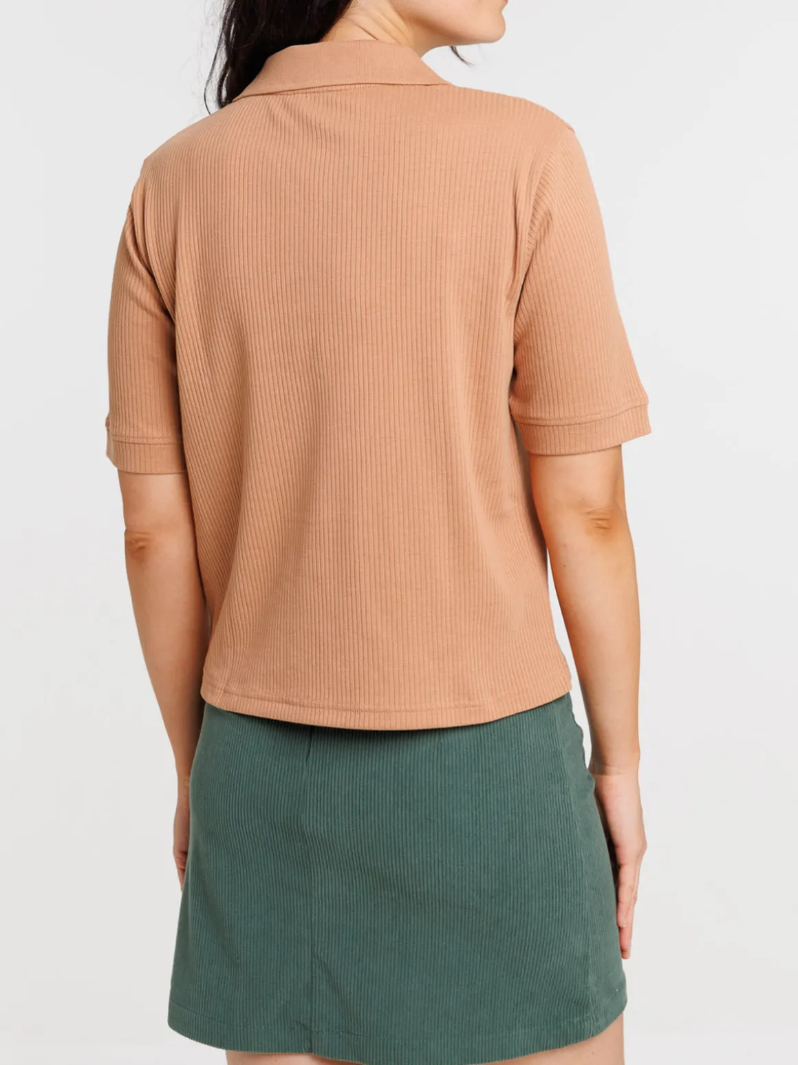 Polo matière côtelée croissant femme