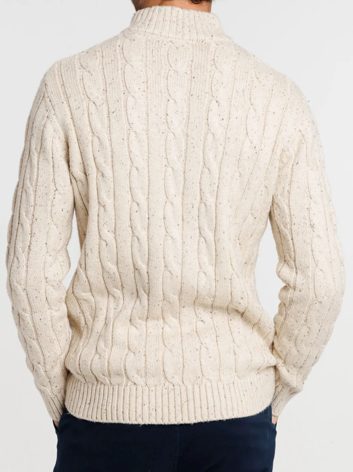 Pull col montant maille torsadée homme