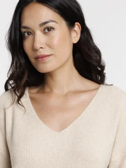 Pull col V beige grisé femme