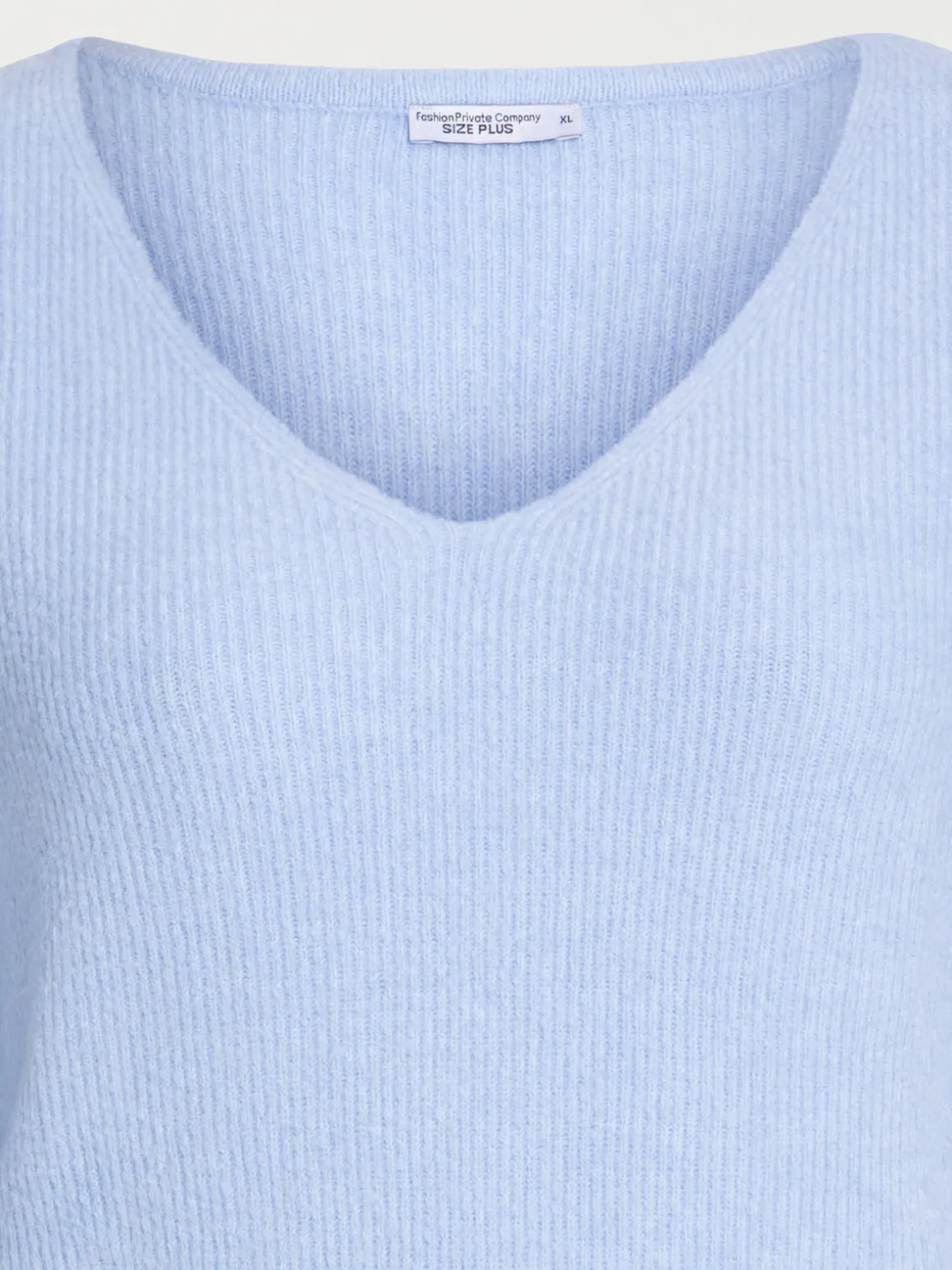 Pull col V côtelé grande taille femme