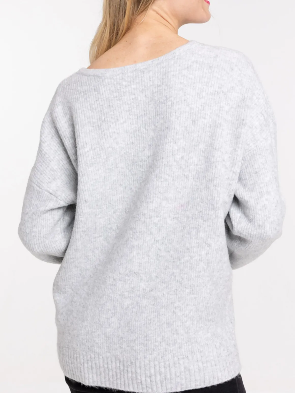 Pull col V côtelé gris chiné femme