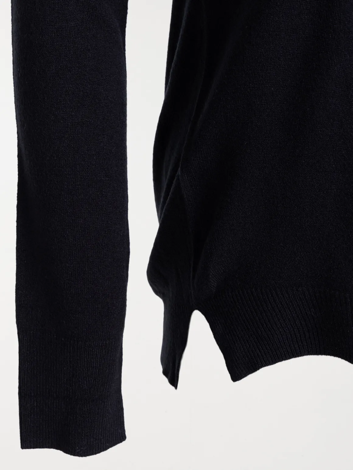 Pull col V noir grande taille femme