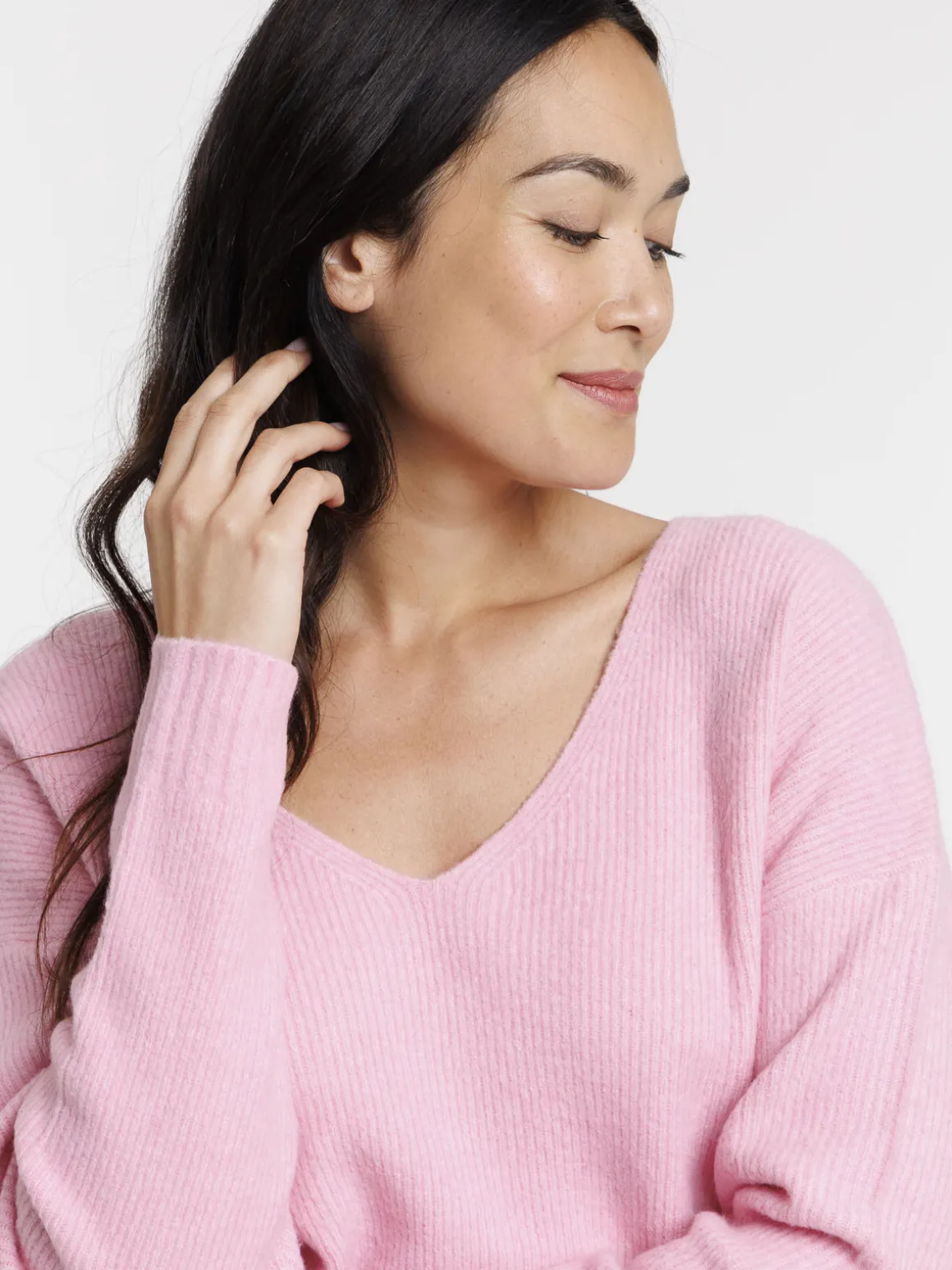 Pull col V rose femme