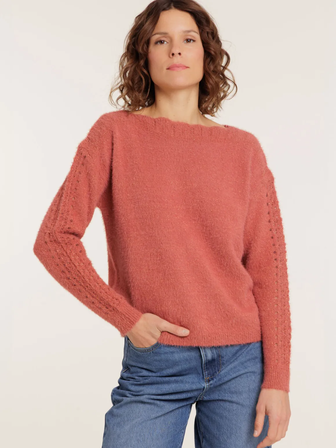 Pull femme col bateau festonné marsala