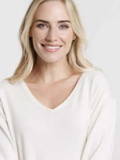 Pull fin col V nacre femme