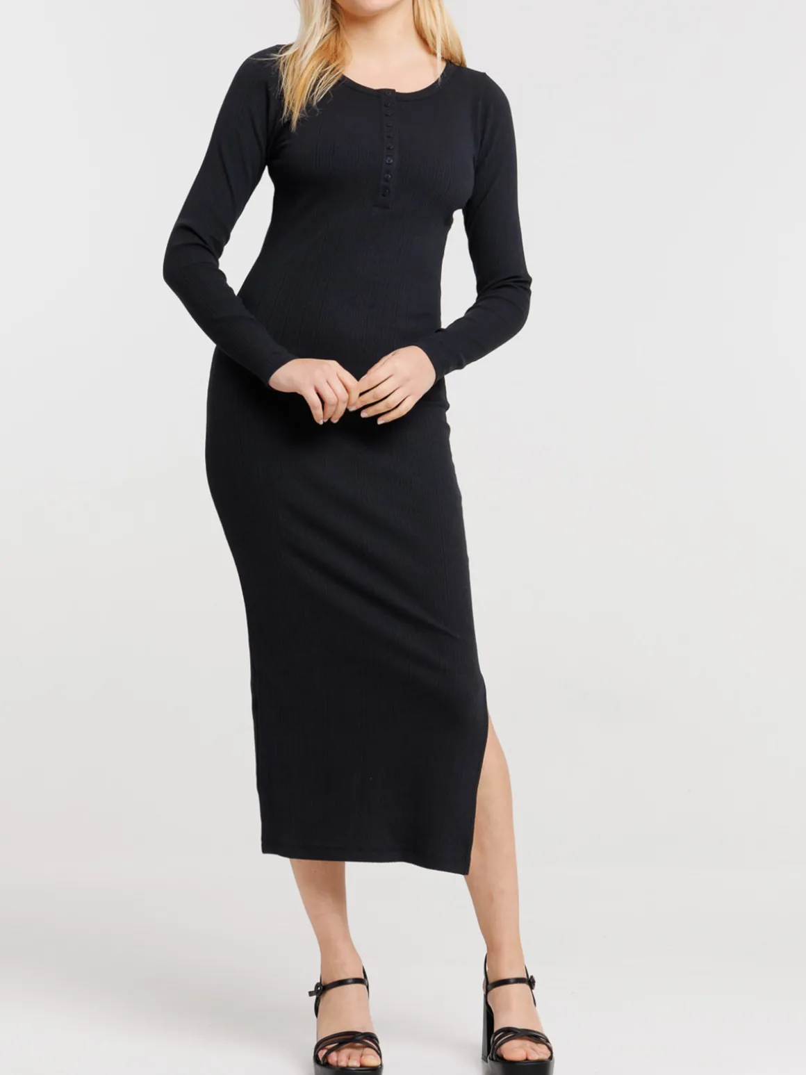 Robe maille côtelée longue femme