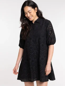 Robe noire broderie anglaise femme