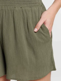 Short fluide coloris trèfle femme