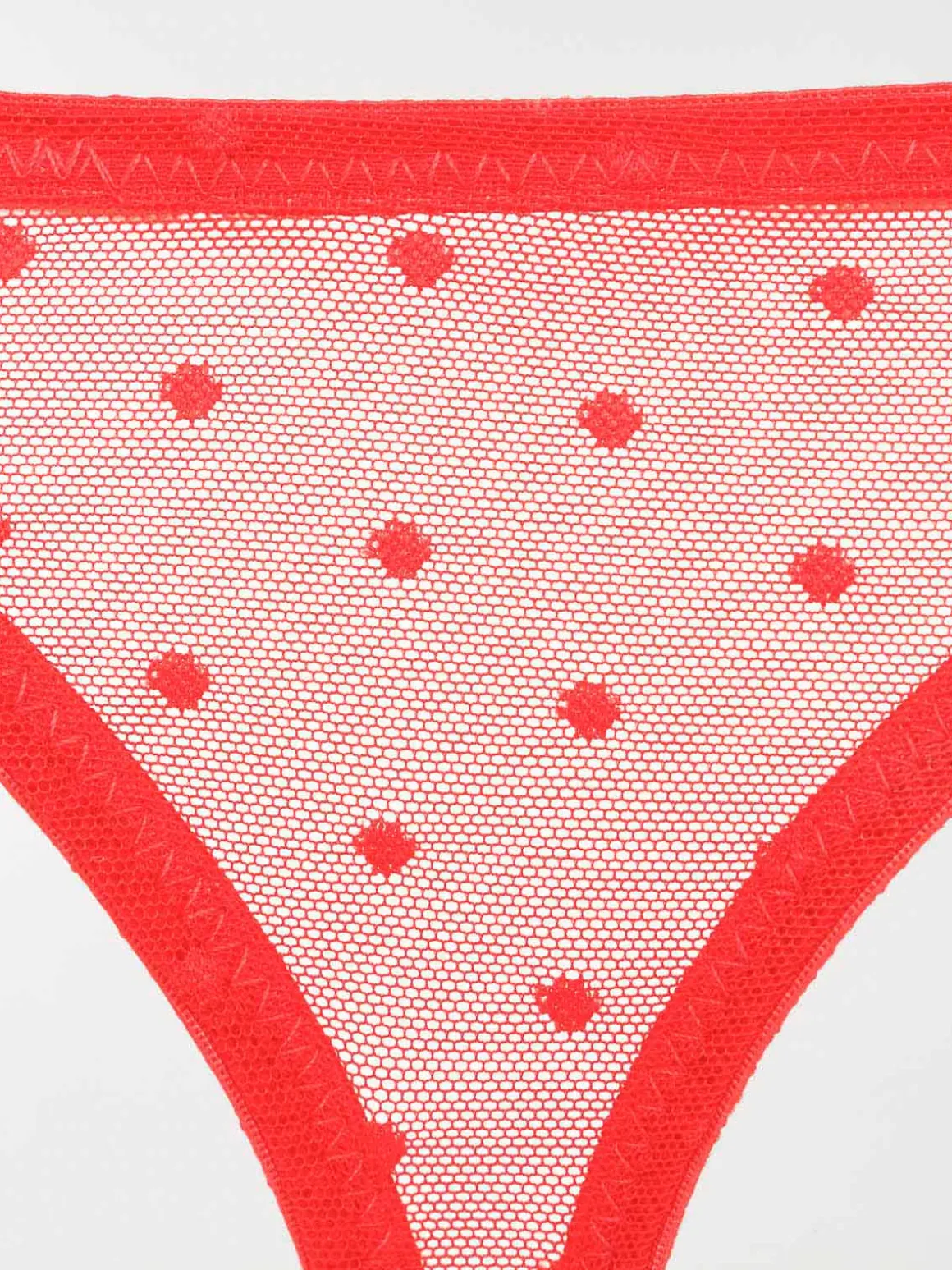 String dentelle coeur femme (S-XL)