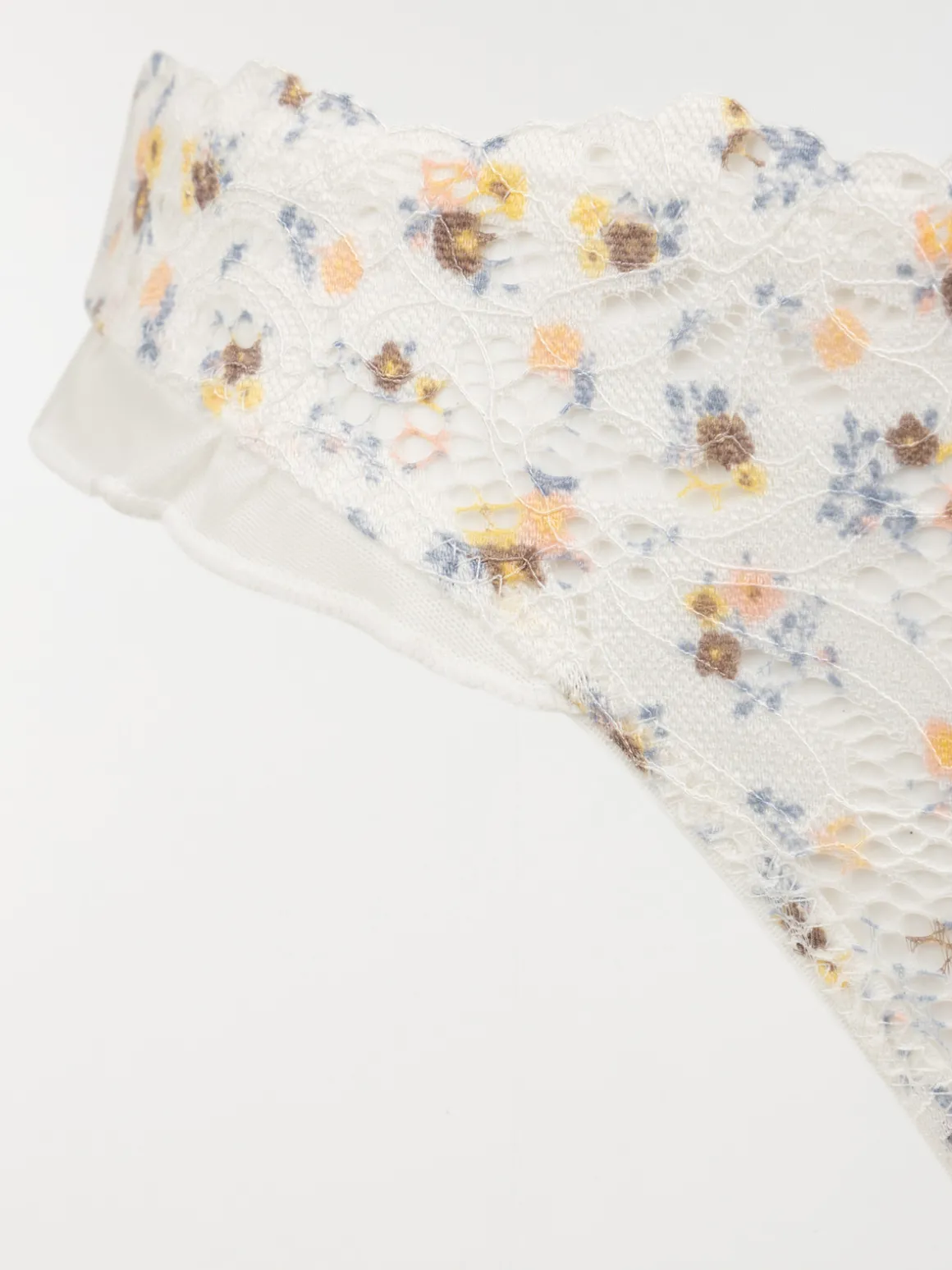 String dentelle florale femme (S-L)